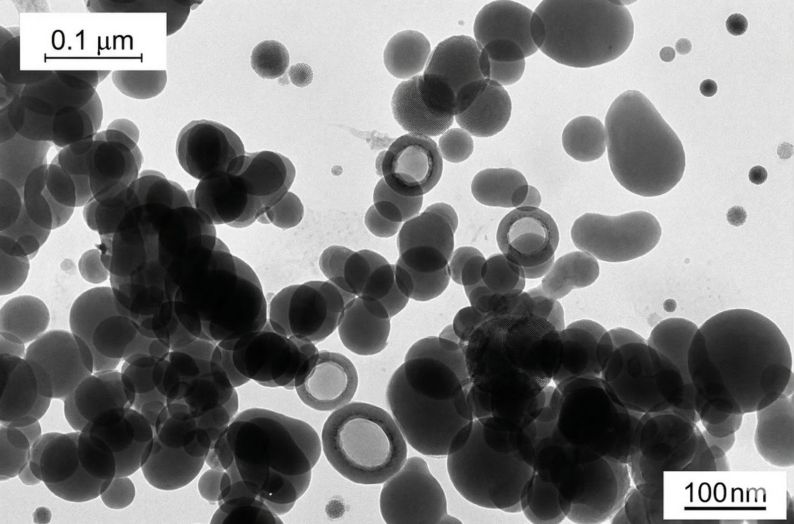 TEM Image of Fumed Silica showing 0.1 micron scale fused aggregate chains